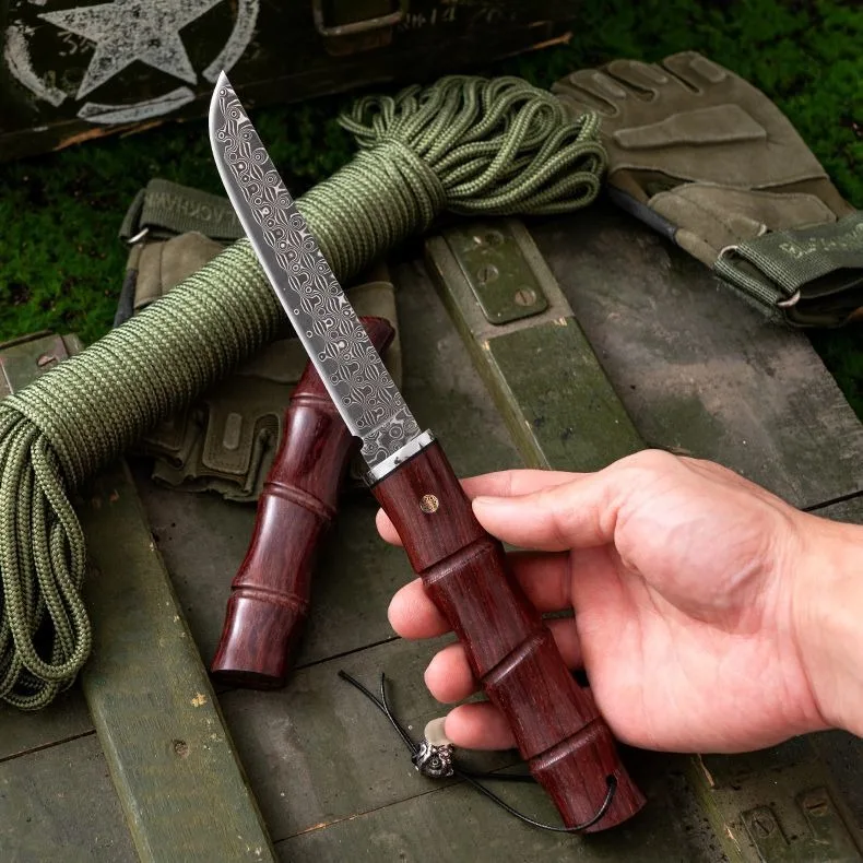 Тактические ножи для выживания и самообороны с лезвием из дамасской стали в бамбуковом стиле и рукоятью из красного сандалового дерева, инструменты EDC для кемпинга, в подарочной упаковке
Тактические ножи для выживания и самообороны с лезвием из дамасской стали в бамбуковом стиле и рукоятью из красного сандалового дерева, инструменты EDC для кемпинга, в подарочной упаковке