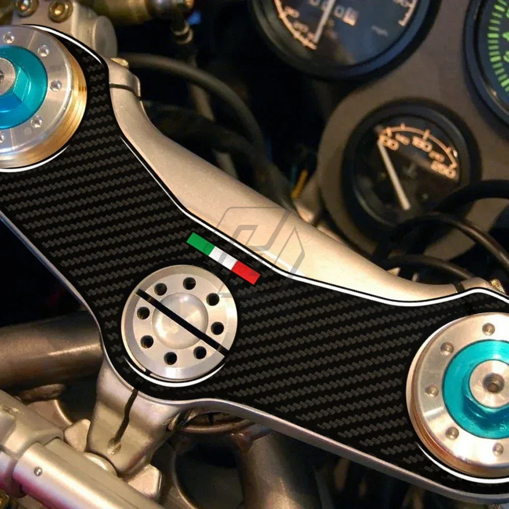 For Ducati 748 / 916 / 996 / 998 / 1199 / 1299 Carbon-look Upper Triple Yoke Protector Tank Pad
For Ducati 748 / 916 / 996 / 998 / 1199 / 1299 Carbon-look Upper Triple Yoke Protector Tank Pad