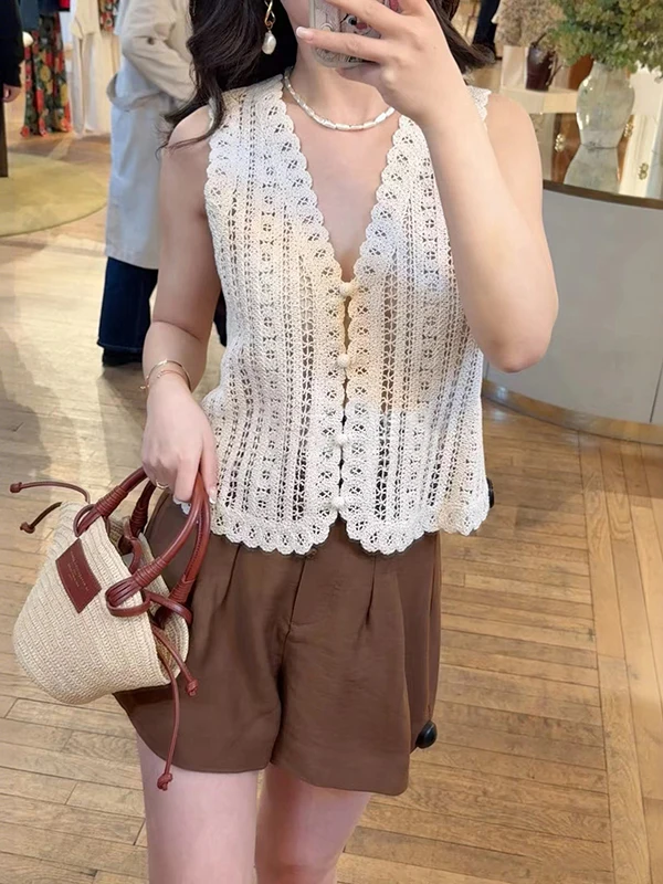 French Style V-Neck Knitted Top Women Summer Fashion Hollow out Loose Fit Sleeveless Vest Cotton 100% Short Length Button Clo...
French Style V-Neck Knitted Top Women Summer Fashion Hollow out Loose Fit Sleeveless Vest Cotton 100% Short Length Button Clo...