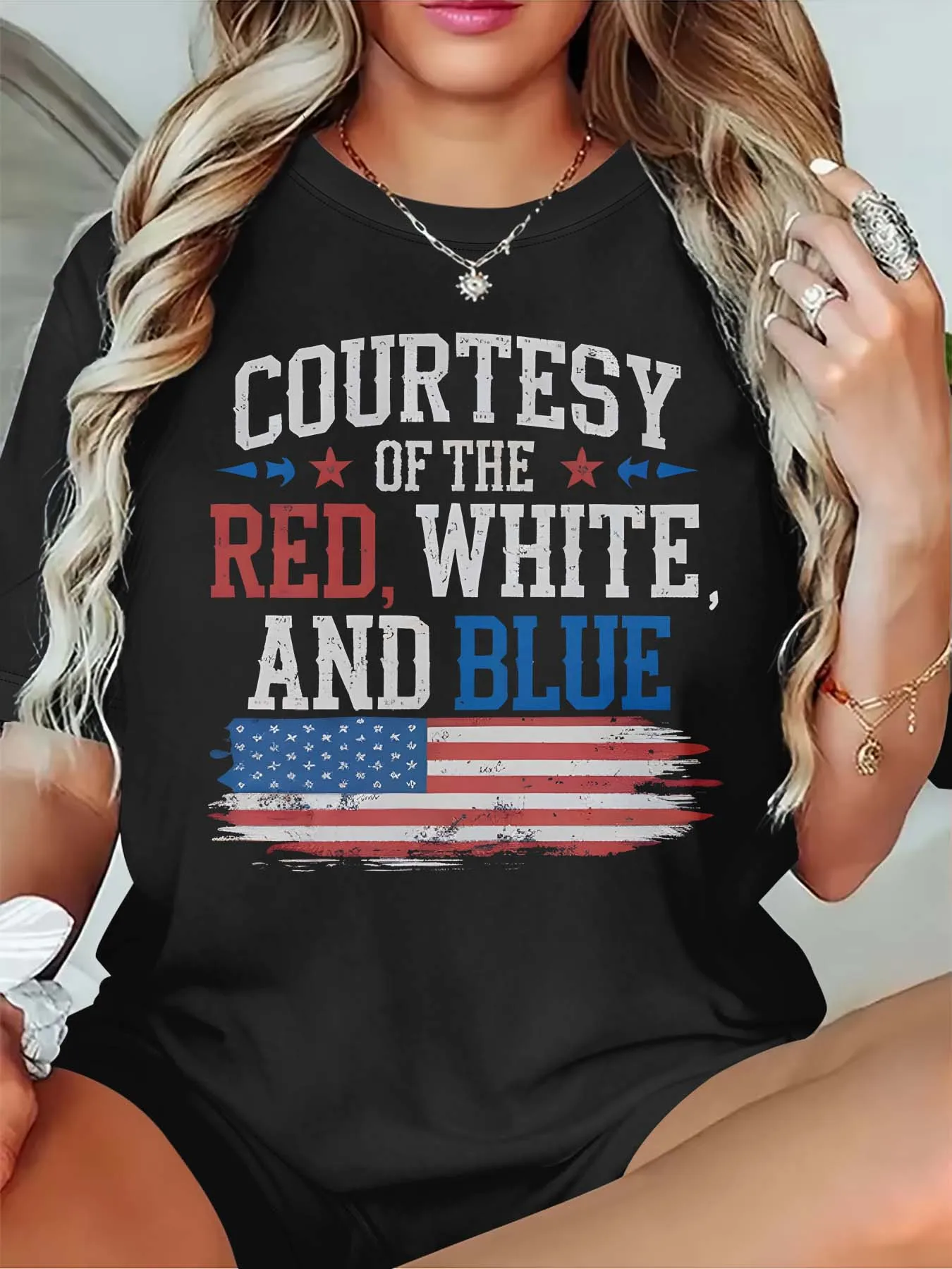 Футболка патриотического духа больших размеров, красно-бело-синяя графическая конструкция для стильных национальных гордости
Футболка патриотического духа больших размеров, красно-бело-синяя графическая конструкция для стильных национальных гордости