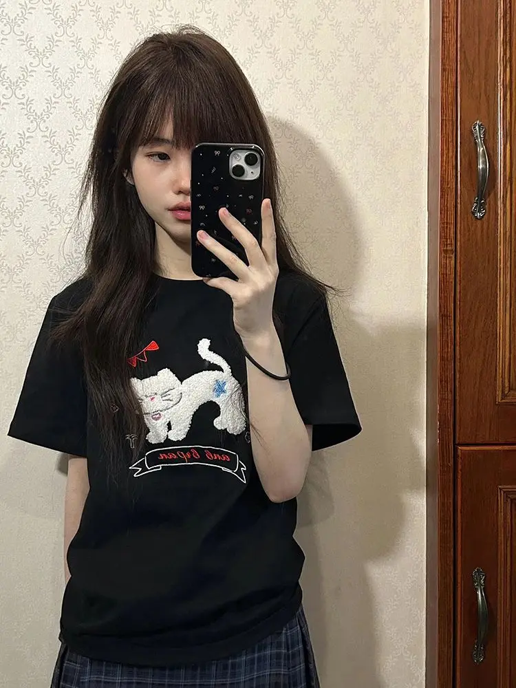 Korejpaa American Retro Women T Shirt Chic Embroidery Cat Design Short-sleeved T-shirts 2025 Summer New Versatile Tees Top
Korejpaa American Retro Women T Shirt Chic Embroidery Cat Design Short-sleeved T-shirts 2025 Summer New Versatile Tees Top