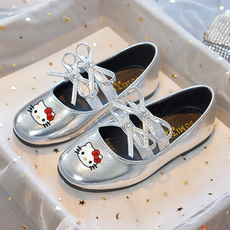 Sanrio hello kitty children cartoon dance shoes princess bow Casual shoes spring summer girls leather shoes baby cute sandals
Sanrio hello kitty children cartoon dance shoes princess bow Casual shoes spring summer girls leather shoes baby cute sandals