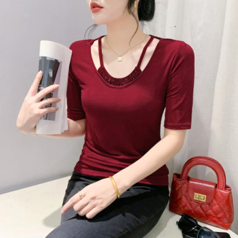 Модная высокоэластичная футболка с круглым вырезом и бисером для женщин, лето 2022, темпераментная простая однотонная футболка с короткими рукавами, блузка
Модная высокоэластичная футболка с круглым вырезом и бисером для женщин, лето 2022, темпераментная простая однотонная футболка с короткими рукавами, блузка