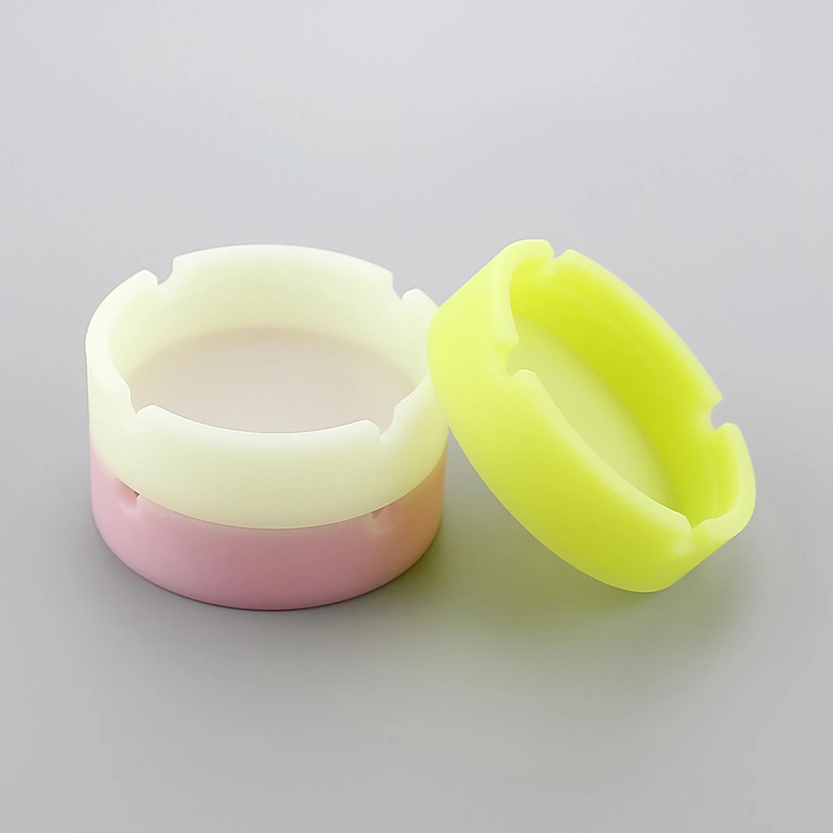 3 Pcs Luminous Ashtray Outdoor Ashtrays for Home Silicone Cigarette Round Outdoors
3 Pcs Luminous Ashtray Outdoor Ashtrays for Home Silicone Cigarette Round Outdoors