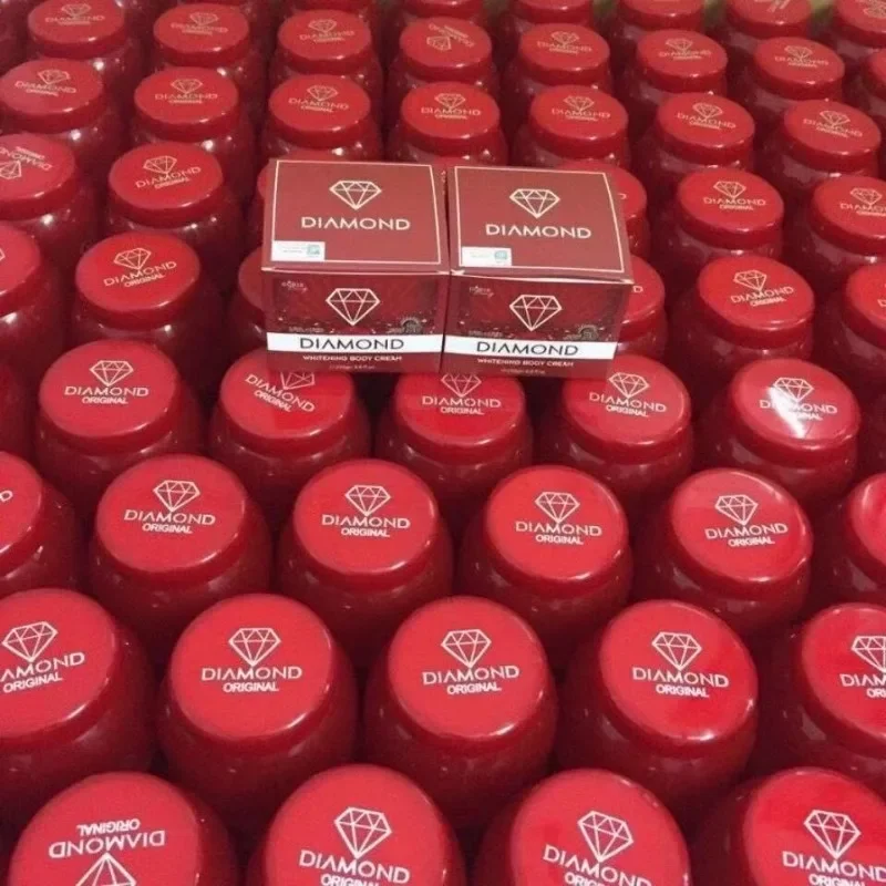 Best Moisturizing Skin Care Product Original Body ngoc trinh diamond white chinh hang Body Creams Hydrating Cream for Soft Skin
Best Moisturizing Skin Care Product Original Body ngoc trinh diamond white chinh hang Body Creams Hydrating Cream for Soft Skin