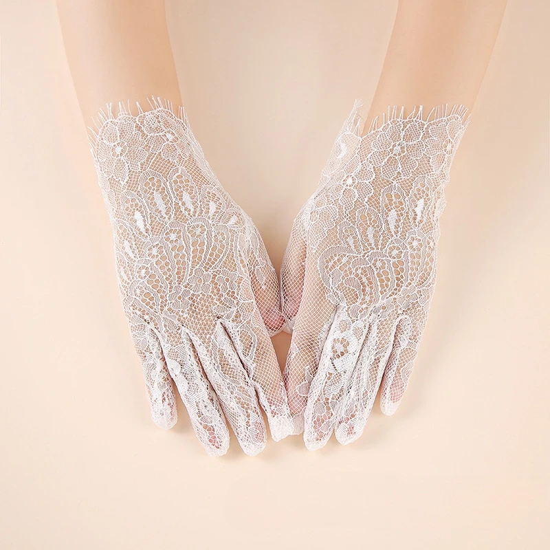 High-end Short Eyelash Lace Gloves: Summer Sun Protection Photo Accessories, Evening Party Mittens Accessories
High-end Short Eyelash Lace Gloves: Summer Sun Protection Photo Accessories, Evening Party Mittens Accessories