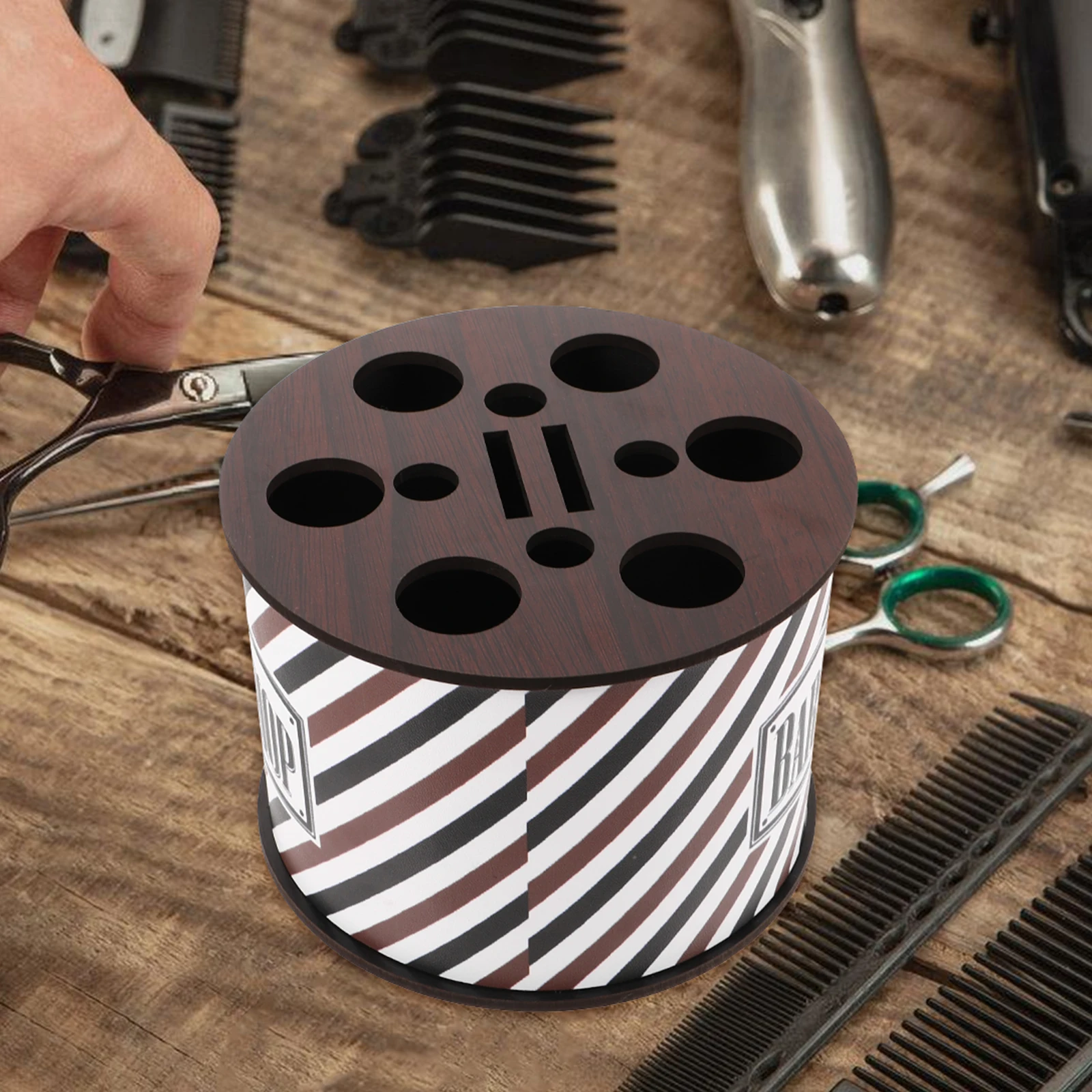 Scissors Holder Hair Comb Rack Plastic Shear ganizer Barbershop Tools Desktop Storage Striped Design Large Capacity Salon
Scissors Holder Hair Comb Rack Plastic Shear ganizer Barbershop Tools Desktop Storage Striped Design Large Capacity Salon