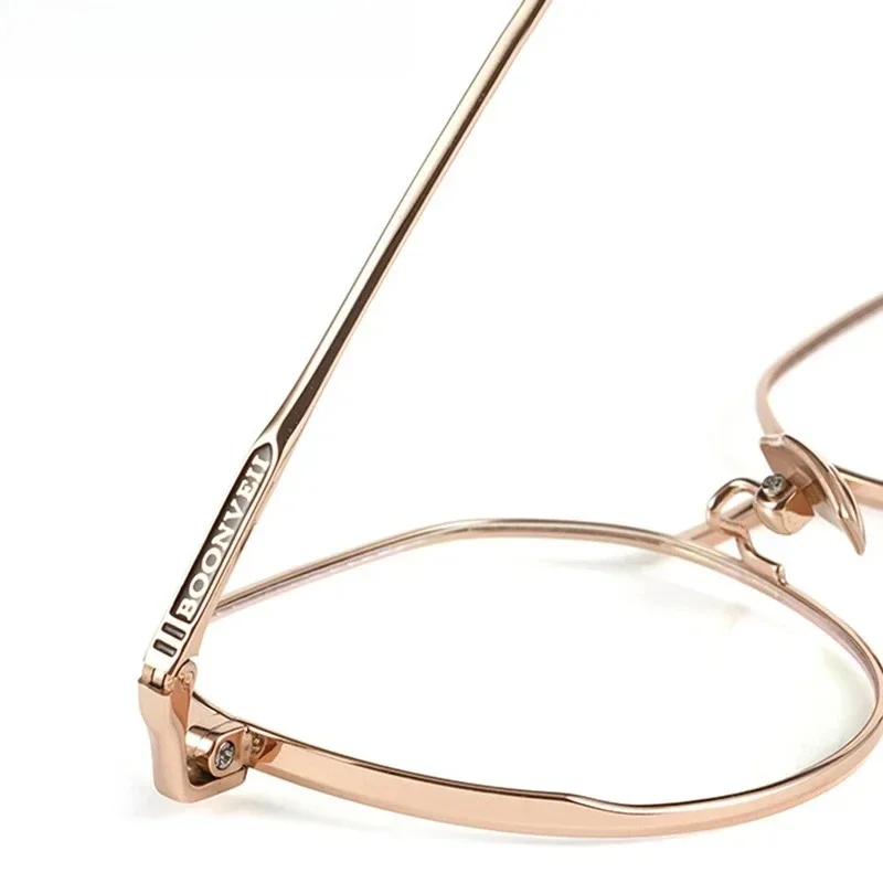 XUKA Optical Glasses Frame for Myopia Progressive Glass Frames Young Men Fashion Eyeglasses Prescription Lenses For Female
XUKA Optical Glasses Frame for Myopia Progressive Glass Frames Young Men Fashion Eyeglasses Prescription Lenses For Female