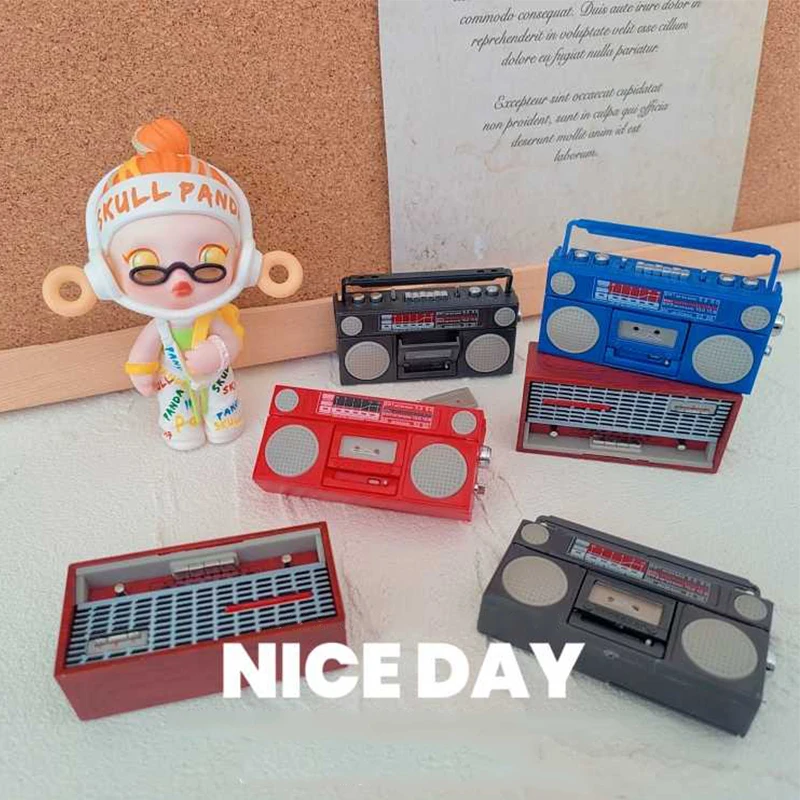 Scale 1:12 Dollhouse Miniature Radio Model Recorder Player Retro Toy Mini Tape-recorder DIY House Fuiniture Decorate Accessories
Scale 1:12 Dollhouse Miniature Radio Model Recorder Player Retro Toy Mini Tape-recorder DIY House Fuiniture Decorate Accessories