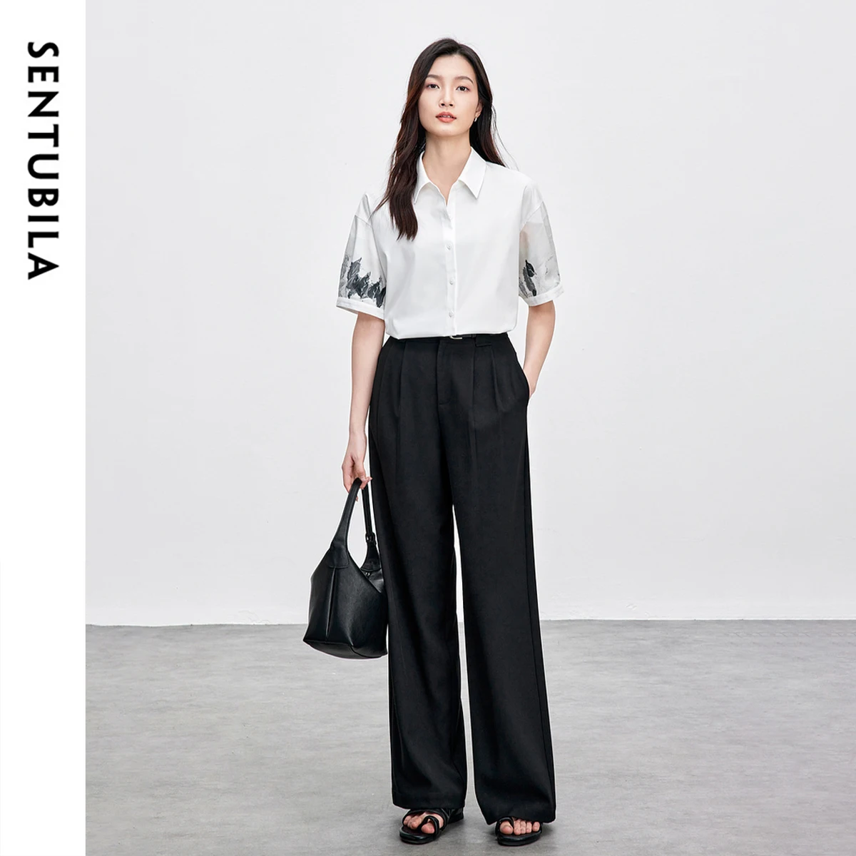 SENTUBILA Artistic Print Women's Shirt 2025 Summer Twill Texture Turn Down Collar Short Sleeve Button Blouses Top 152C59227
SENTUBILA Artistic Print Women's Shirt 2025 Summer Twill Texture Turn Down Collar Short Sleeve Button Blouses Top 152C59227