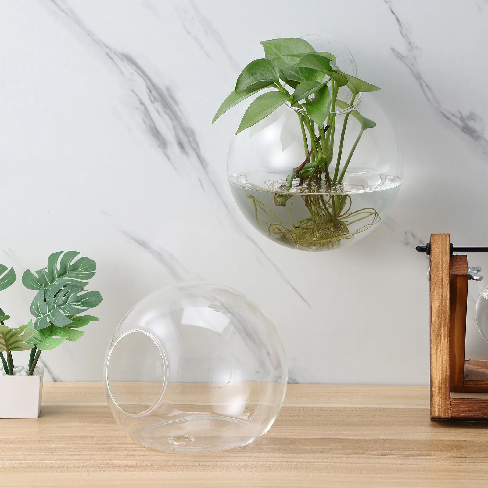 4 Pcs Artificial Plants Indoor Wall Mounted Glass Vase Hanging Globe Flower Planter Round Planters For Office
4 Pcs Artificial Plants Indoor Wall Mounted Glass Vase Hanging Globe Flower Planter Round Planters For Office