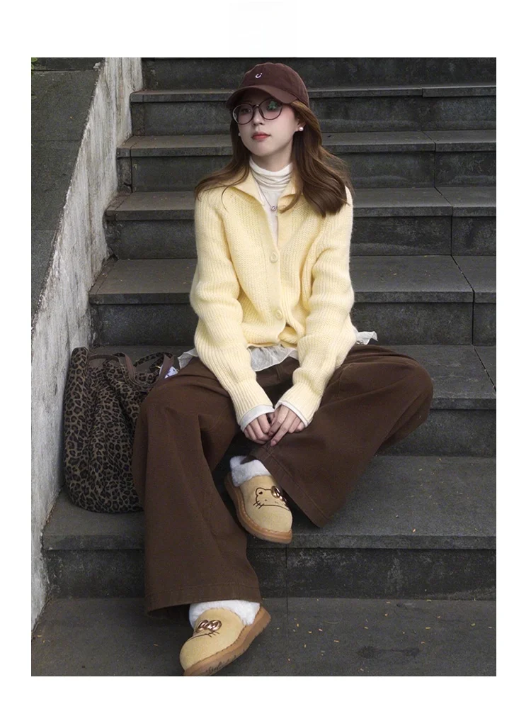 High Waist Fleece Lined Wide Leg Denim Jeans Women's Brown Coffee Color Straight Cut Retro American Style Winter Trousers
High Waist Fleece Lined Wide Leg Denim Jeans Women's Brown Coffee Color Straight Cut Retro American Style Winter Trousers