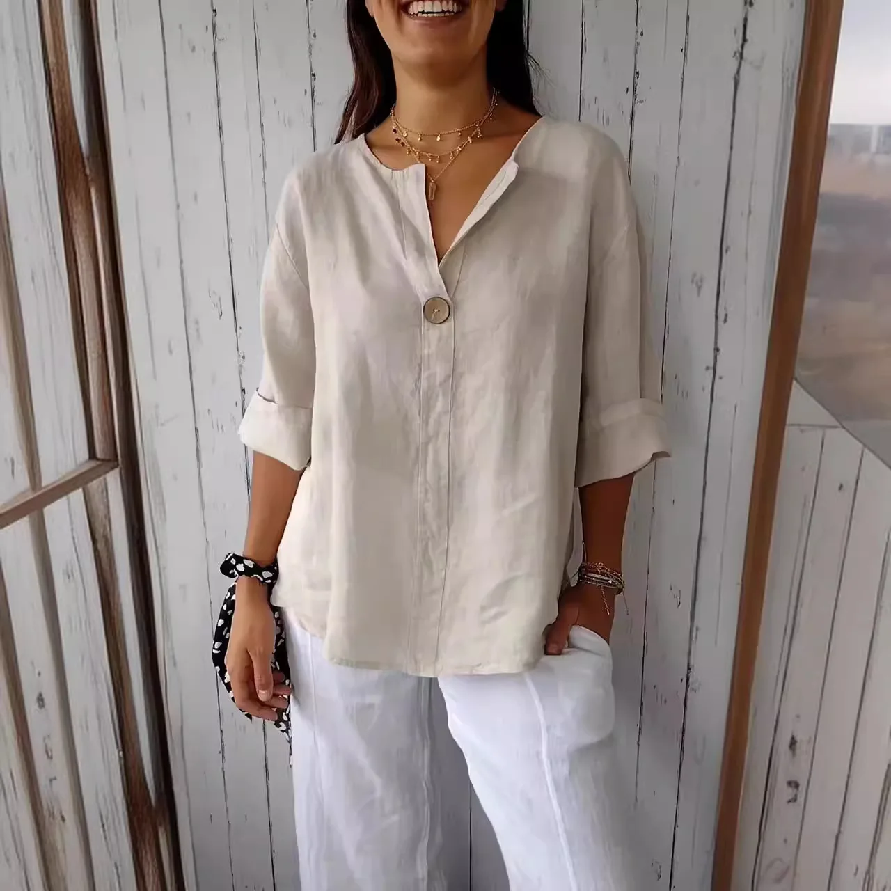 Summer Women's Loose Shirt V-neck Button Casual Top Simple Street Basic Versatile T-shirt Blouse for Female
Summer Women's Loose Shirt V-neck Button Casual Top Simple Street Basic Versatile T-shirt Blouse for Female