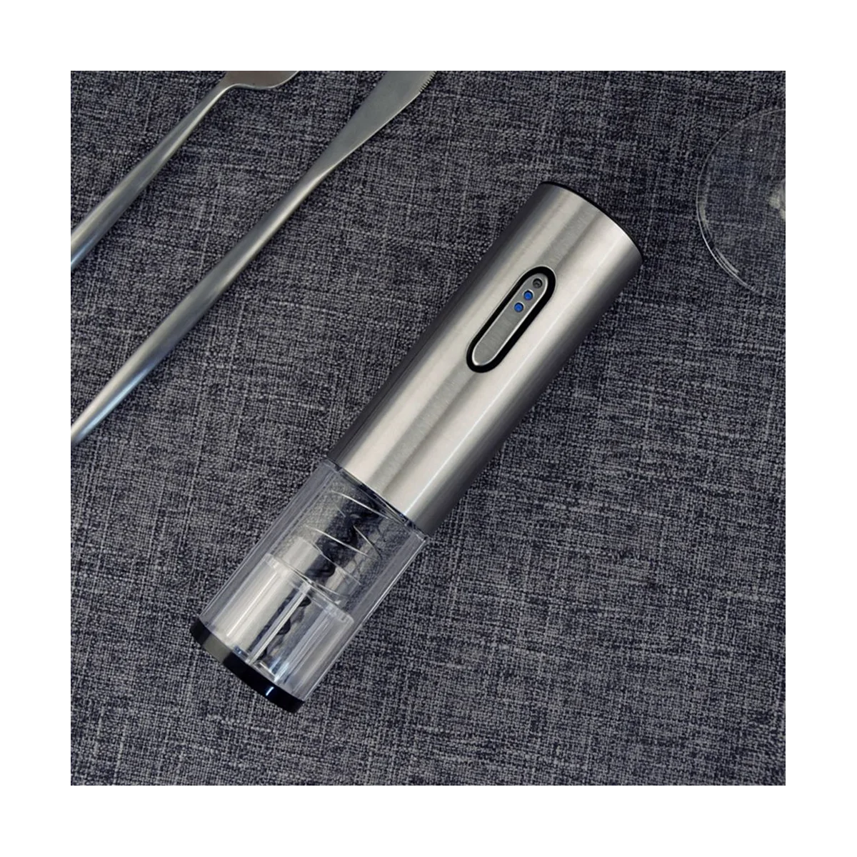 Electric Wine Opener Rechargeable Corkscrew with Foil Cutter Vacuum Stopper and Wine Pourer 4-In-1 Wine Bottles Opener
Electric Wine Opener Rechargeable Corkscrew with Foil Cutter Vacuum Stopper and Wine Pourer 4-In-1 Wine Bottles Opener
