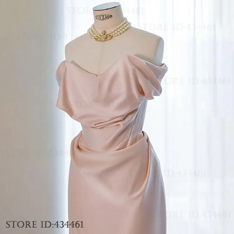 Elegant Sweet Satin Women Evening Party Dress Cheongsam Sexy Off Shoulder Trailing Prom Dress Qipao Temperament Banquet Dress
Elegant Sweet Satin Women Evening Party Dress Cheongsam Sexy Off Shoulder Trailing Prom Dress Qipao Temperament Banquet Dress