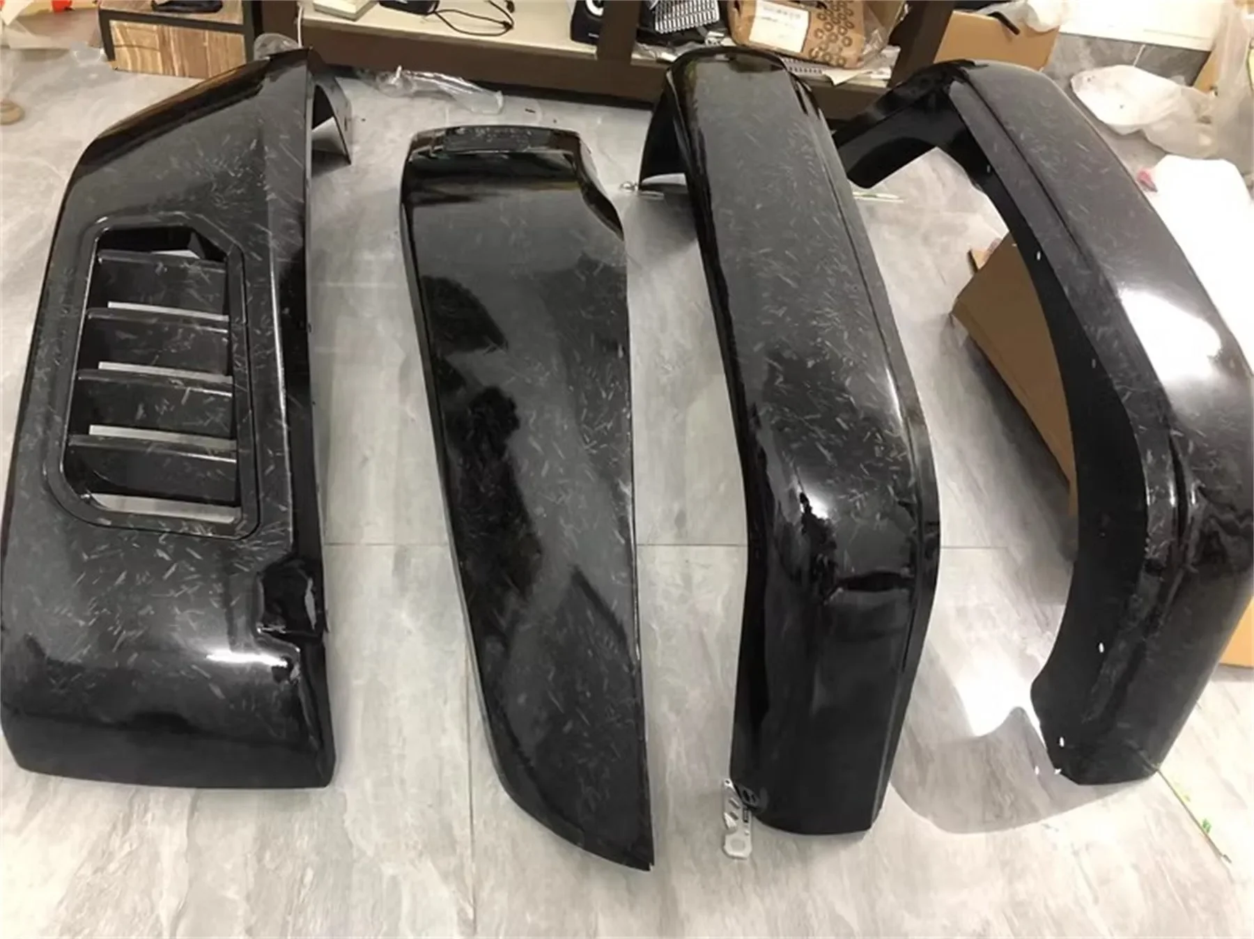 Автомобильные расширители крыльев, защита для бровей, наклейка на брызговик для Jeep Wrangler
Автомобильные расширители крыльев, защита для бровей, наклейка на брызговик для Jeep Wrangler