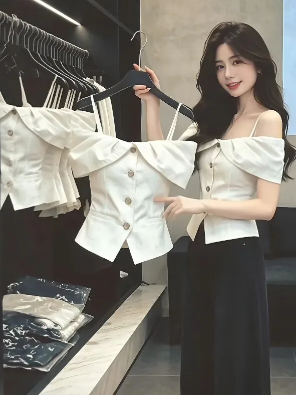 Elegant Gentle Wind Button Shirt Women's Slimming Fitted Shoulder Baring Top Summer New Style High End Feeling Short Sleeve
Elegant Gentle Wind Button Shirt Women's Slimming Fitted Shoulder Baring Top Summer New Style High End Feeling Short Sleeve