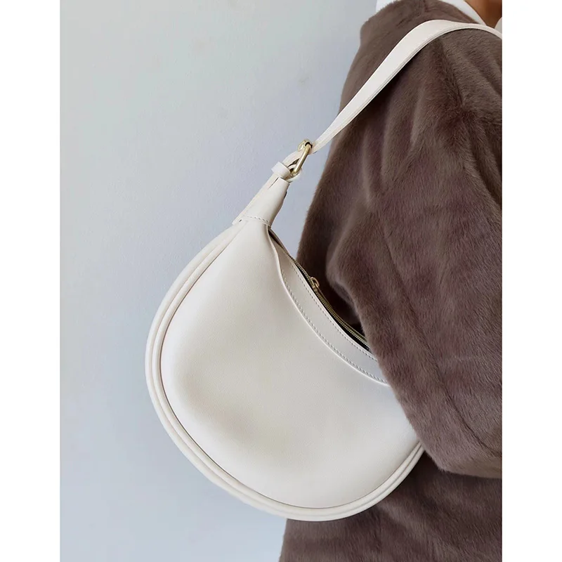 Women High Quality Versatile Saddle Bag Girls New Daily Commute Crescent Handbag Female Niche Design Crossbody Bags
Women High Quality Versatile Saddle Bag Girls New Daily Commute Crescent Handbag Female Niche Design Crossbody Bags