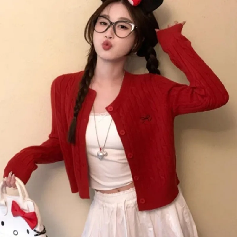 Knitted Sweater Women Cardigans New Long Sleeve O-Neck Black Knit Sweater Cardigan Women Tops Knitwears Sueters De Mujer Q1586
Knitted Sweater Women Cardigans New Long Sleeve O-Neck Black Knit Sweater Cardigan Women Tops Knitwears Sueters De Mujer Q1586
