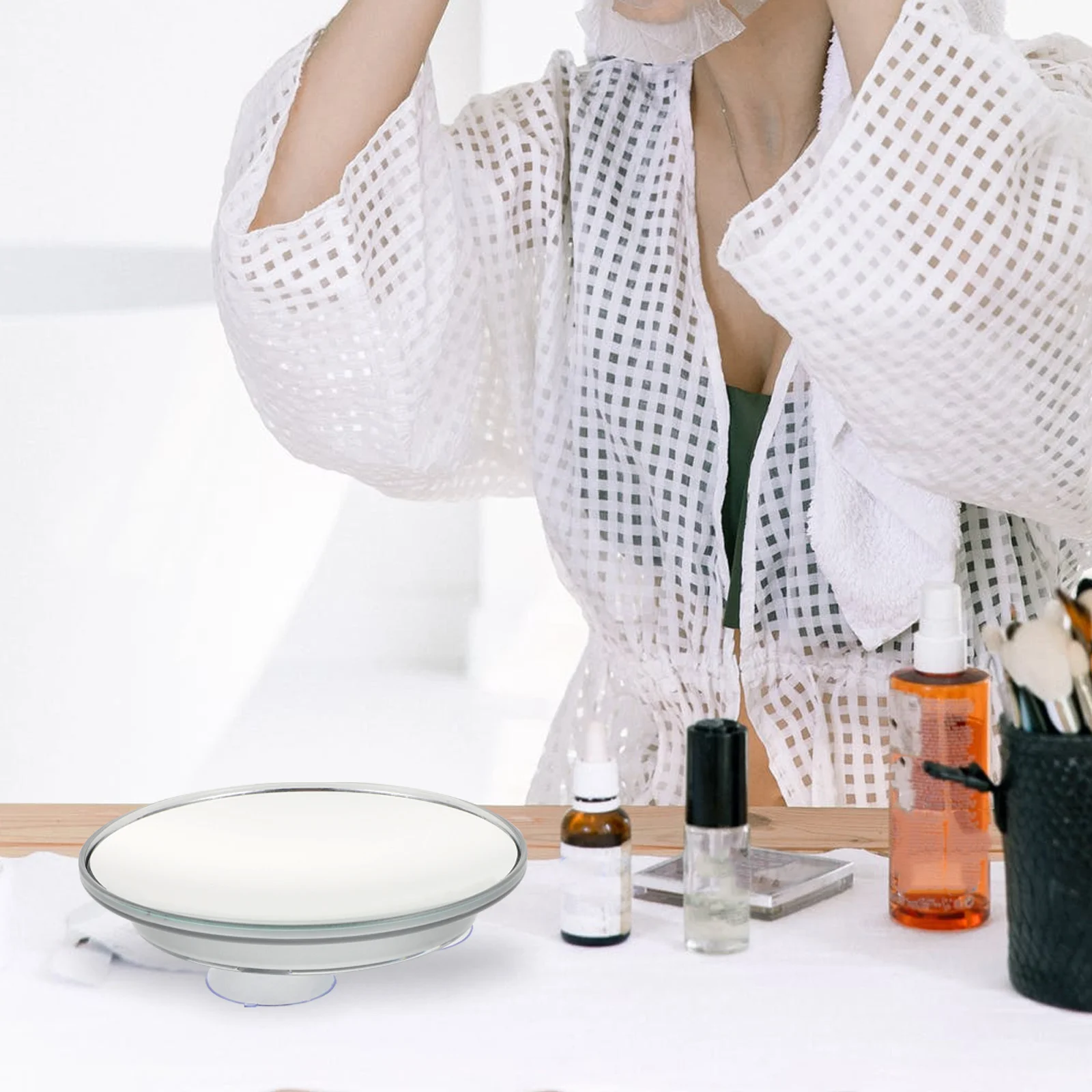 Portable Makeup Mirror with 10x Magnification Suction Cup Round Silver Acrylic Travel Vanity Mirror Simple Style
Portable Makeup Mirror with 10x Magnification Suction Cup Round Silver Acrylic Travel Vanity Mirror Simple Style