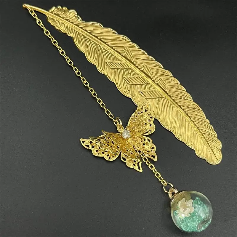 New New Chinese Style Metal Bookmark Creative Immortal Dried Flower Butterfly Leaf Student Bookmark Teacher's Day Gift
New New Chinese Style Metal Bookmark Creative Immortal Dried Flower Butterfly Leaf Student Bookmark Teacher's Day Gift