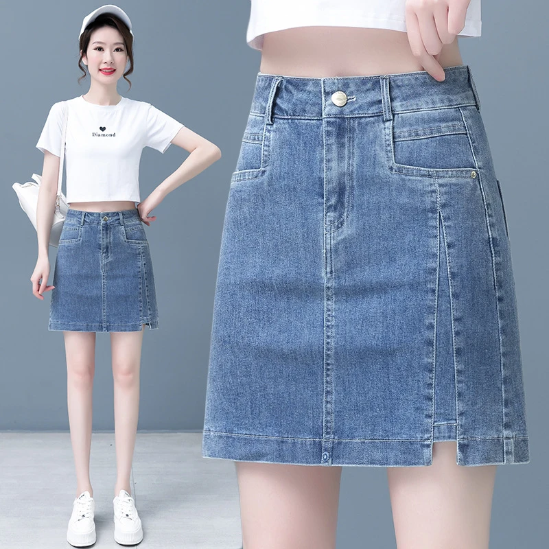 Women's denim half skirt, new summer short skirt2023High-waisted, slimming, with a slit, for petite figuresaWord Hip Skirt
Women's denim half skirt, new summer short skirt2023High-waisted, slimming, with a slit, for petite figuresaWord Hip Skirt