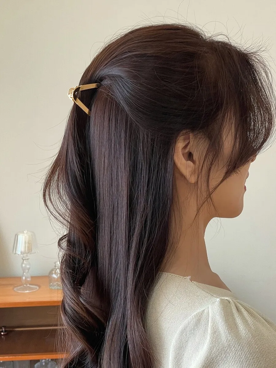 Geometric Hair Claw Clip For Women Daily Use Casual Hairstyle Accessory
Geometric Hair Claw Clip For Women Daily Use Casual Hairstyle Accessory