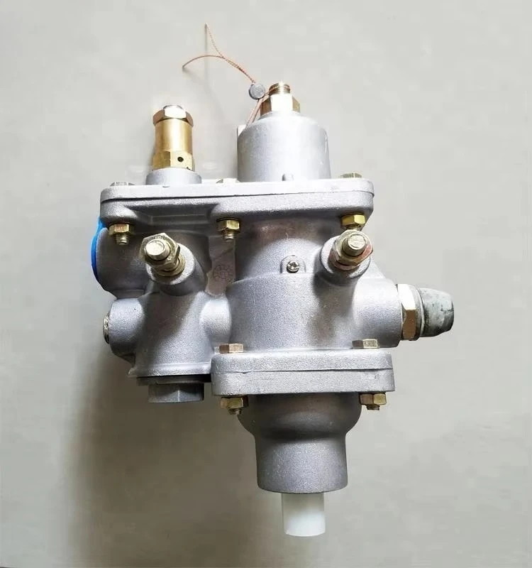 Oil Water Separator Combine Valve Cast Iron 800902530 Unloading Safety Valve XYL-3512002 for Road Roller Spare Parts
Oil Water Separator Combine Valve Cast Iron 800902530 Unloading Safety Valve XYL-3512002 for Road Roller Spare Parts