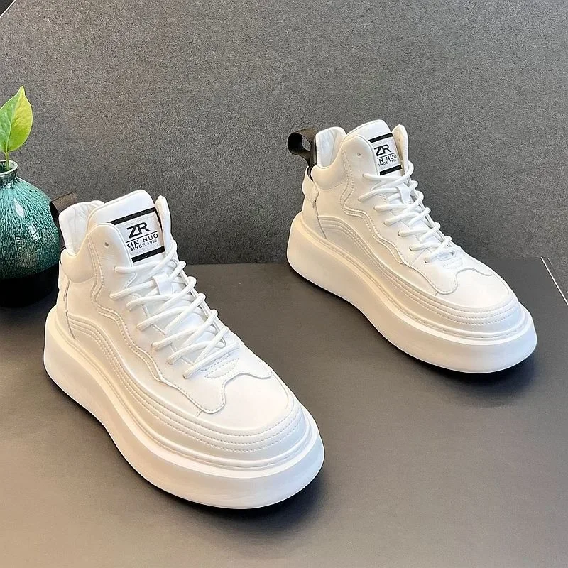 New Fashion White Shoes for Men Soft Leather Shoes Men White Sneakers Shoes Casual Sports Running Sneakers Men Tenis Masculino
New Fashion White Shoes for Men Soft Leather Shoes Men White Sneakers Shoes Casual Sports Running Sneakers Men Tenis Masculino