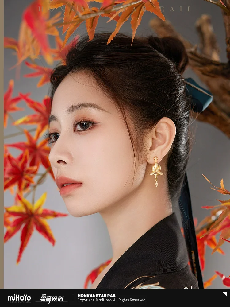 Danheng Ear Clip Game Honkai Star Rail miHoYo Official Genuine Dan Heng·Imbibitor Lunae Theme Earrings for Doujin Cosplay Gifts
Danheng Ear Clip Game Honkai Star Rail miHoYo Official Genuine Dan Heng·Imbibitor Lunae Theme Earrings for Doujin Cosplay Gifts