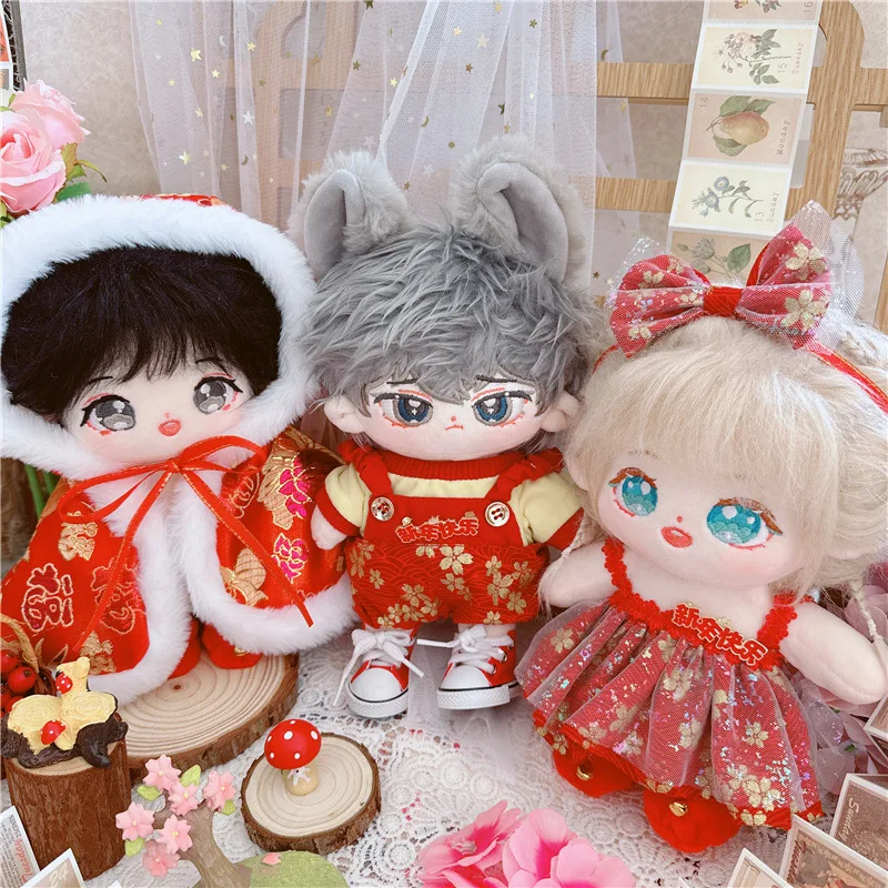 Новогодняя красная накидка 20 см, плюшевая кукла, одежда, мини Kpop Skz, кавайная накидка, обувь, юбка, игрушки, аксессуары, подарки, бесплатная доставка
Новогодняя красная накидка 20 см, плюшевая кукла, одежда, мини Kpop Skz, кавайная накидка, обувь, юбка, игрушки, аксессуары, подарки, бесплатная доставка