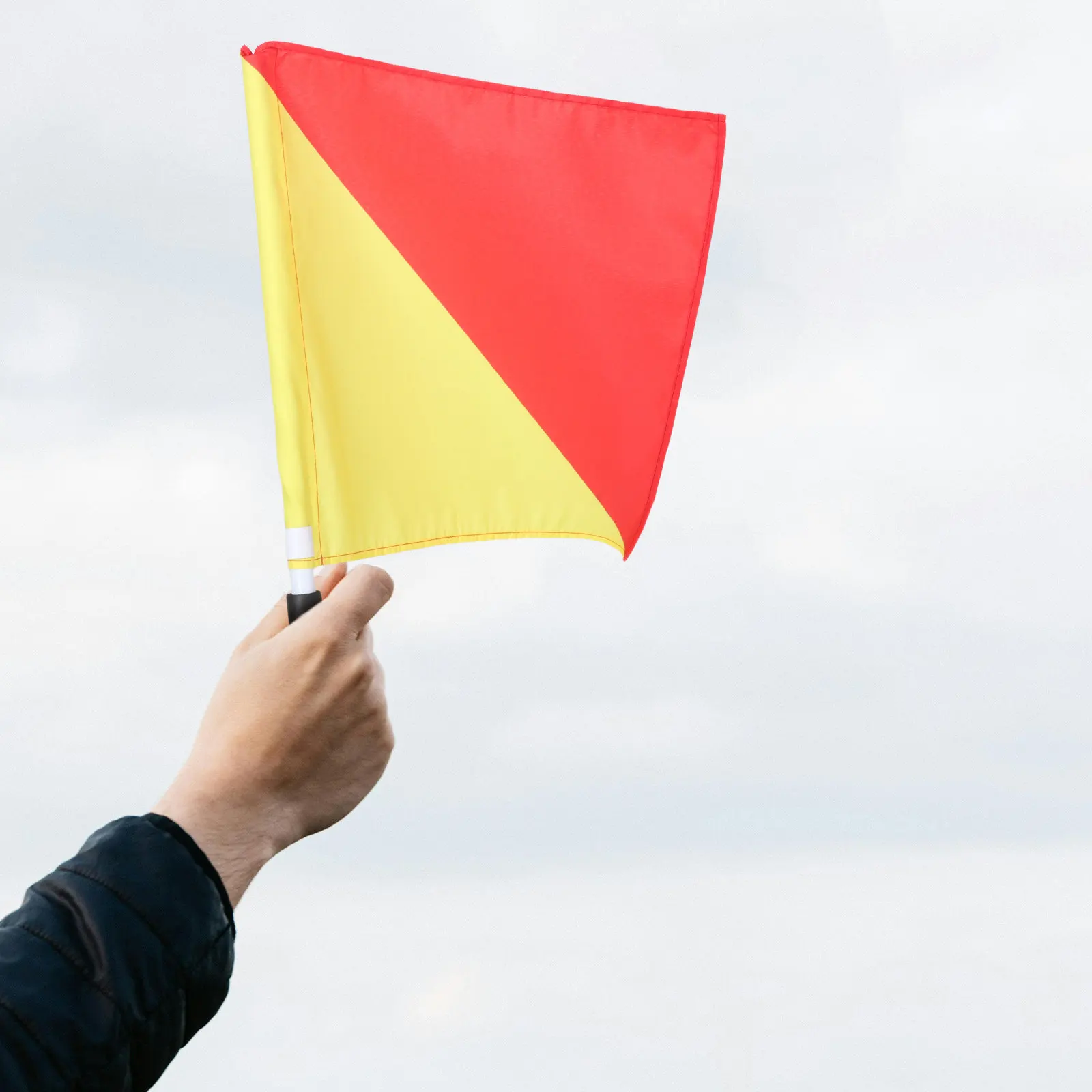 2Pcs Military Training Flags High Visibility PVC Cloth Flags for Marine Safety Naval Exercises Performance
2Pcs Military Training Flags High Visibility PVC Cloth Flags for Marine Safety Naval Exercises Performance