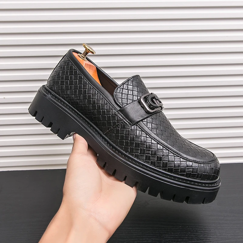 Мужские лоферы из искусственной кожи с тисненым узором, модные, удобные, дышащие, износостойкие, для официальных мероприятий
Мужские лоферы из искусственной кожи с тисненым узором, модные, удобные, дышащие, износостойкие, для официальных мероприятий