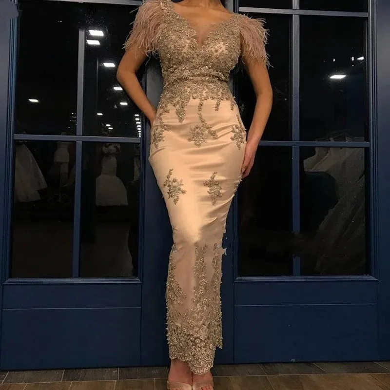 Flora Dress Champagne Lace V-Neck Mermaid Formal Evening Gown robe de soiree Beaded Feathers Lace Prom Dresses Long Party Gowns
Flora Dress Champagne Lace V-Neck Mermaid Formal Evening Gown robe de soiree Beaded Feathers Lace Prom Dresses Long Party Gowns
