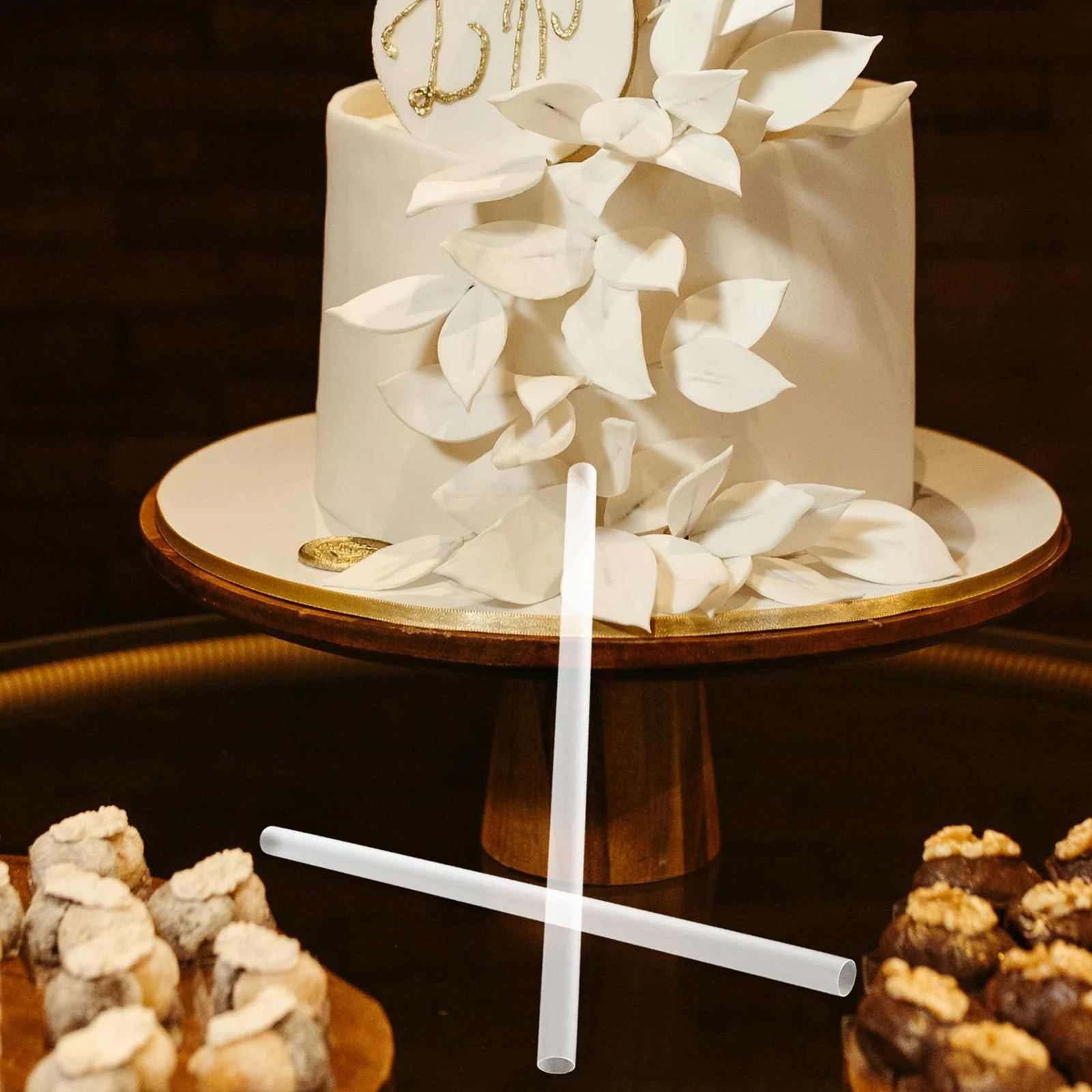 48Pcs Plastic Cake Stacking Rods 24Cm Smooth White Dowels for Cake Construction Tier Separation Support Ideal for Home Bakers
48Pcs Plastic Cake Stacking Rods 24Cm Smooth White Dowels for Cake Construction Tier Separation Support Ideal for Home Bakers