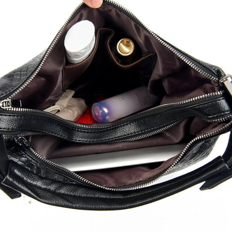 Luxury Brand Famous Designer Leather Crossbody Bag For Women, Elegant Classic And Popular Shoulder Handbag
Luxury Brand Famous Designer Leather Crossbody Bag For Women, Elegant Classic And Popular Shoulder Handbag