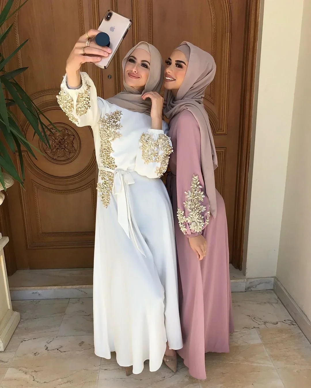 Abaya Embroidered Muslim Long Dress Women Pearls Kaftan Abayas Robe Femme Musulmane Dubai Hijab Vestido Islamic Clothing Abayat
Abaya Embroidered Muslim Long Dress Women Pearls Kaftan Abayas Robe Femme Musulmane Dubai Hijab Vestido Islamic Clothing Abayat