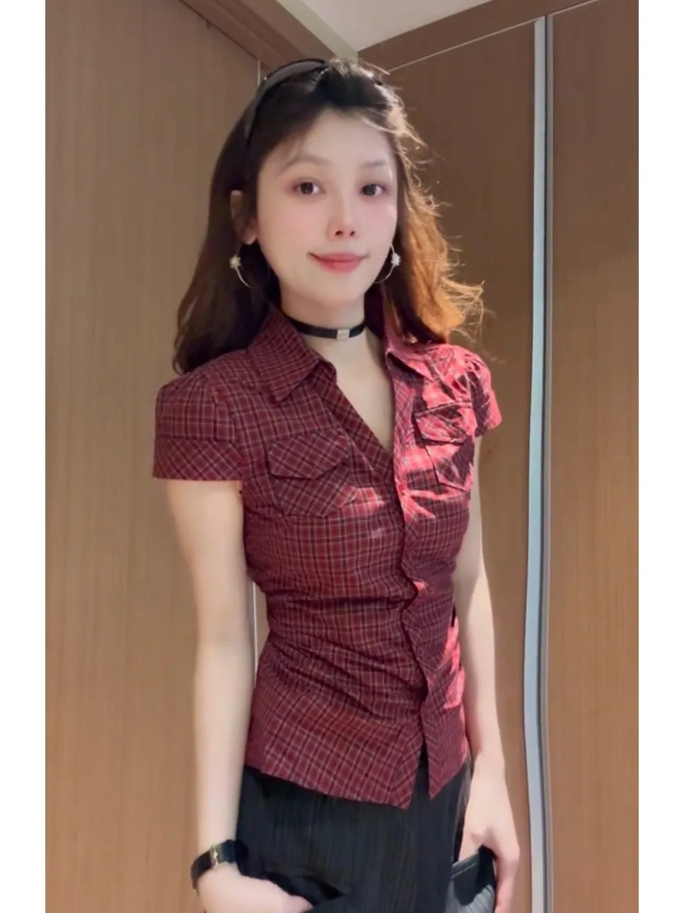 Women's Plaid Shirt Summer Slim Fit Short Sleeve Turn-down Collar Waist-cinched Design Unique Beautiful Small Top Cotton
Women's Plaid Shirt Summer Slim Fit Short Sleeve Turn-down Collar Waist-cinched Design Unique Beautiful Small Top Cotton