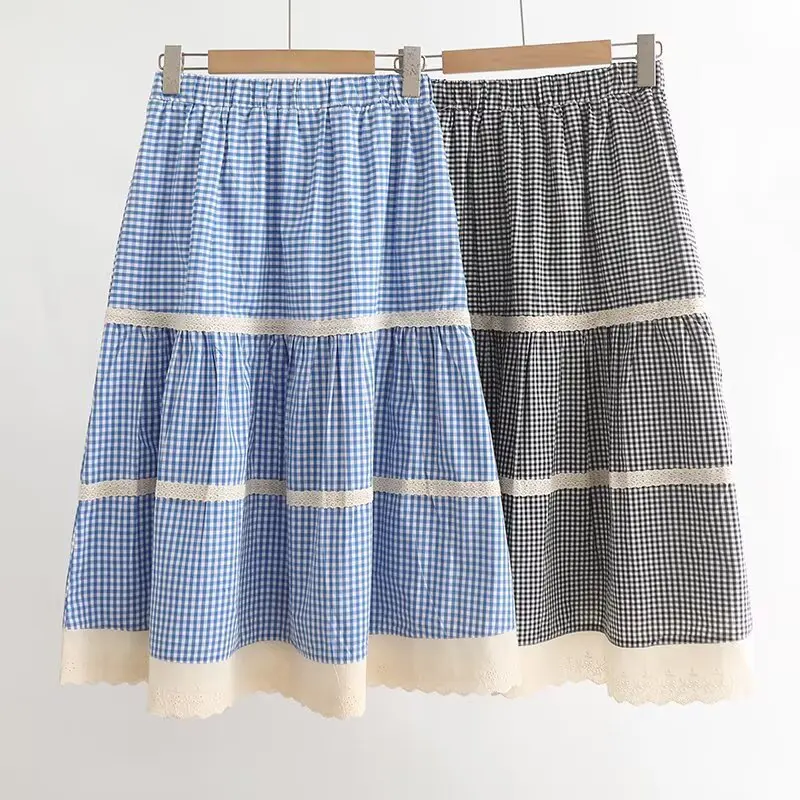 2025 Spring Japanese Vintage Mori Girl Plaid Lace Patchwork Cotton Skirts Women Elastic Waist Casual Loose A-Line Skirts
2025 Spring Japanese Vintage Mori Girl Plaid Lace Patchwork Cotton Skirts Women Elastic Waist Casual Loose A-Line Skirts