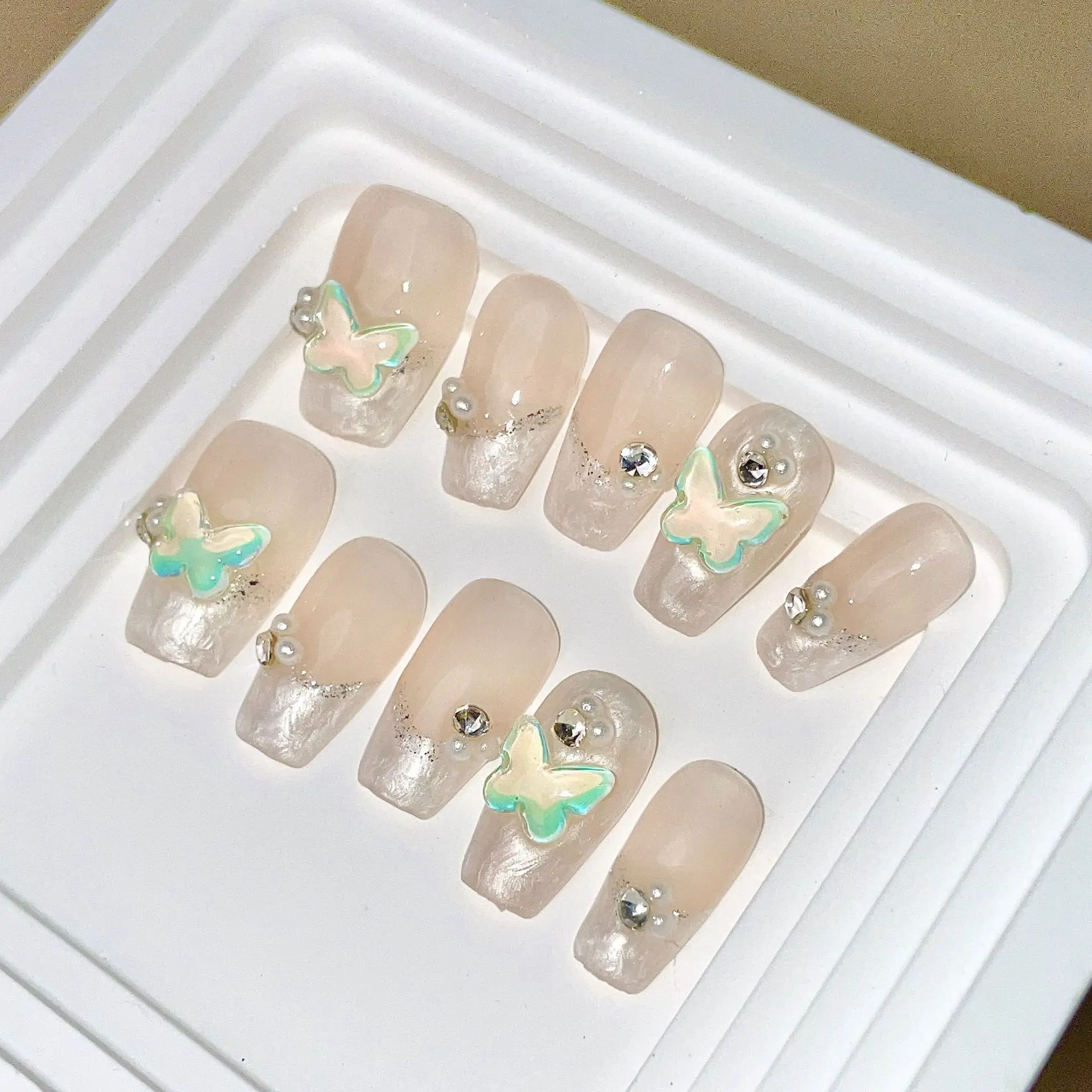 10 PCS Handmade French Press on Nails Fairy Short Butterfly Design Reusable False Nails Full Cover Nail Tips Artificial Manicure
10 PCS Handmade French Press on Nails Fairy Short Butterfly Design Reusable False Nails Full Cover Nail Tips Artificial Manicure