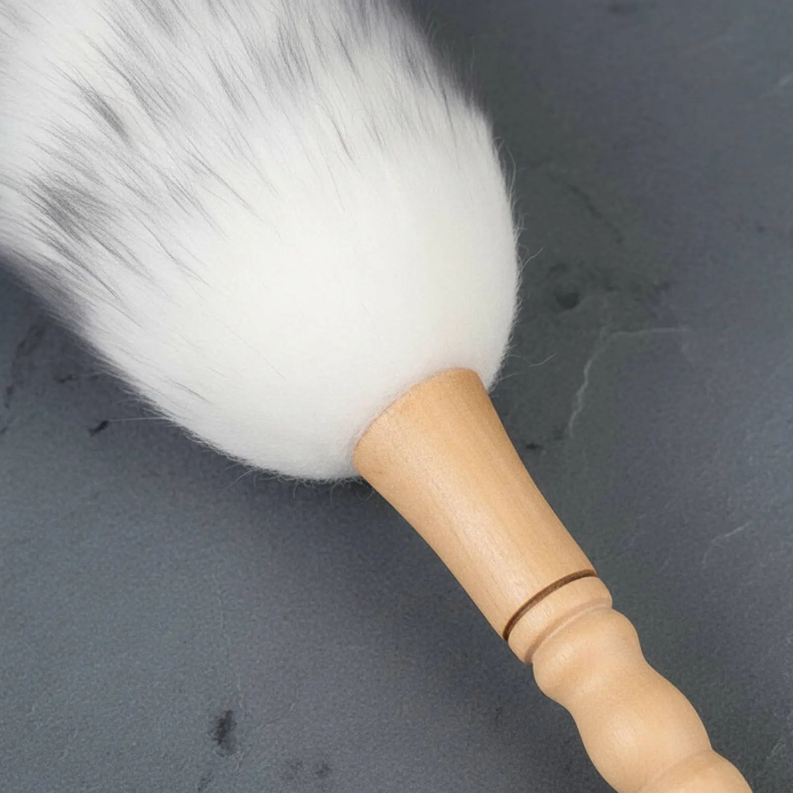 Wool Dusting Tool Leather Hang Strap Lambswool Dusting Tool Instrument Cleaning Brush Easy Storage Soft Dusting Brush
Wool Dusting Tool Leather Hang Strap Lambswool Dusting Tool Instrument Cleaning Brush Easy Storage Soft Dusting Brush