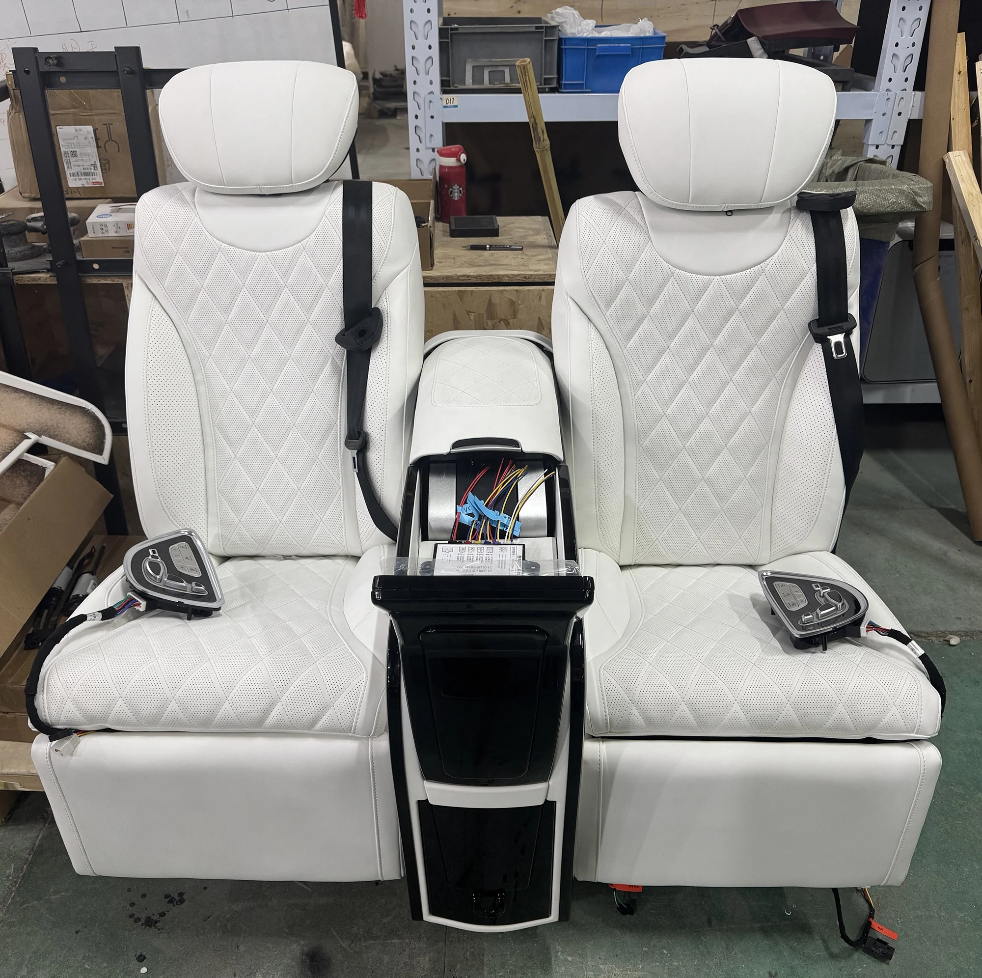 Touch Screen Console Folding Table Maybach Style Rear Seat Kit for Mercedes Benz Vito W447 v Class V220 250 Mpv
Touch Screen Console Folding Table Maybach Style Rear Seat Kit for Mercedes Benz Vito W447 v Class V220 250 Mpv