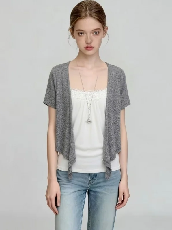 Summer Casual Breathable Women's Two-Piece Set Short Sleeve Open Cardigan Tube Top Tank Top Fashionable Lightweight Ensemble
Summer Casual Breathable Women's Two-Piece Set Short Sleeve Open Cardigan Tube Top Tank Top Fashionable Lightweight Ensemble