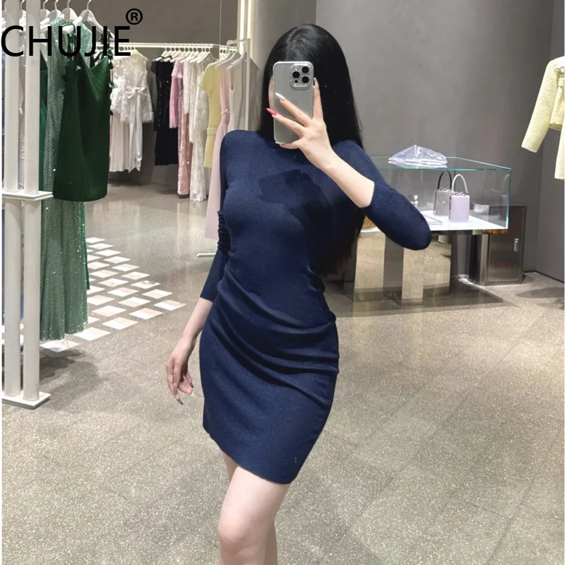 CHUJIE 2025 Early Autumn Backless Knit Dress - Slim Fit High Neck Bodycon, Navy Blue Elegant French Style
CHUJIE 2025 Early Autumn Backless Knit Dress - Slim Fit High Neck Bodycon, Navy Blue Elegant French Style