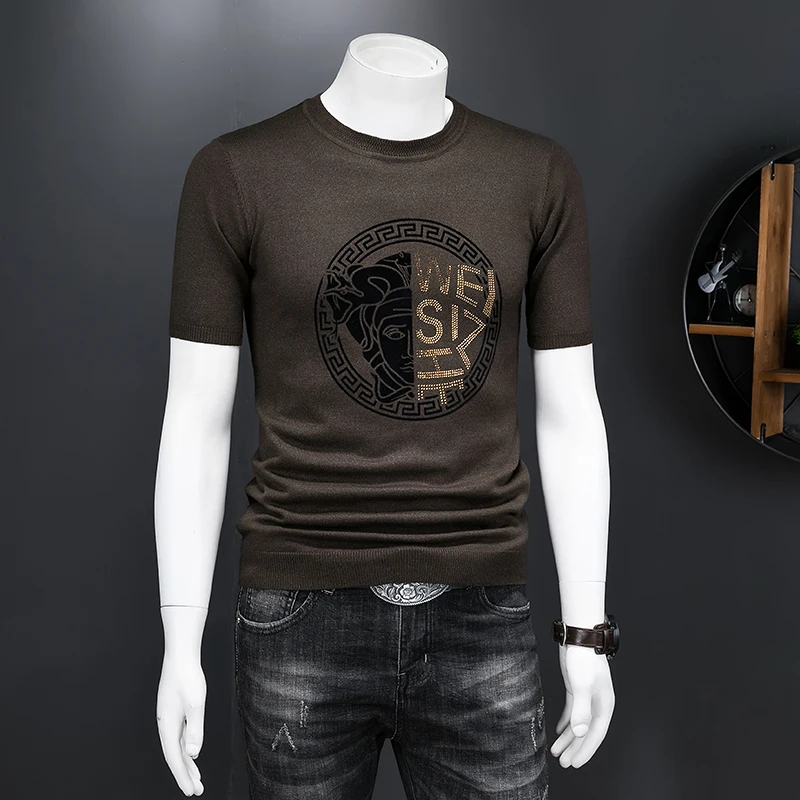 Men's Faionable ort Sve Knitted Sweater Head Rhinestone Design Personali f Sve Autumn Winter Youth Slim Fit ro...
Men's Faionable ort Sve Knitted Sweater Head Rhinestone Design Personali f Sve Autumn Winter Youth Slim Fit ro...