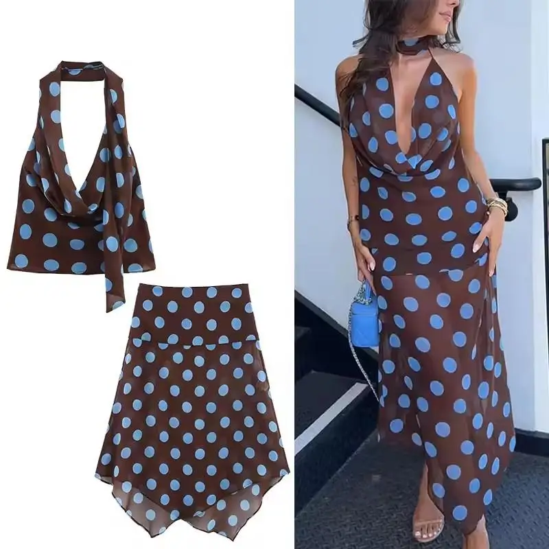 Chic Summer Outfits Women's Polka Dot Midi Skirt Set with Scarf Halter Design
Chic Summer Outfits Women's Polka Dot Midi Skirt Set with Scarf Halter Design
