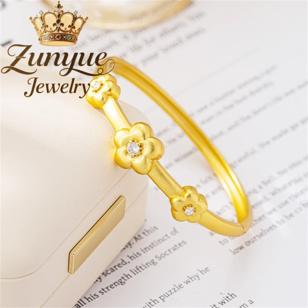 Sand Gold Bracelet With Three-Dimensional Flower Clasp Luxury Quality Jewelry Best Selling Fashion Jewelry Exquisite Charms Gift 
Sand Gold Bracelet With Three-Dimensional Flower Clasp Luxury Quality Jewelry Best Selling Fashion Jewelry Exquisite Charms Gift
