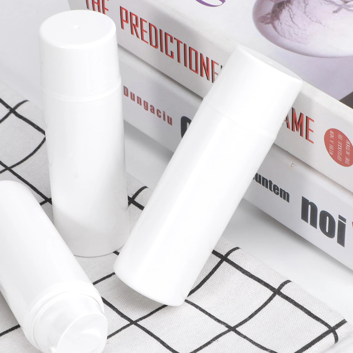 3pcs Reusable Empty Lotion Bottle Refillable Dispenser For Shampoo Body Wash Essential Oil Travel Home
3pcs Reusable Empty Lotion Bottle Refillable Dispenser For Shampoo Body Wash Essential Oil Travel Home