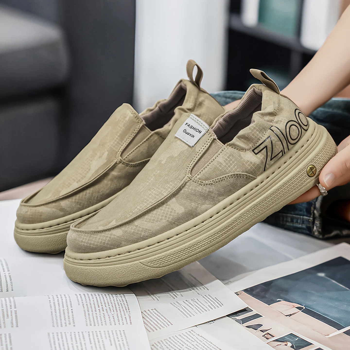 Four Seasons Universal Men's Canvas Shoes, Soft Sole Fashion All-match Skate Sneakers, Comfort Slip-On Casual Loafers
Four Seasons Universal Men's Canvas Shoes, Soft Sole Fashion All-match Skate Sneakers, Comfort Slip-On Casual Loafers