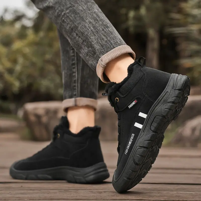 Мужская обувь с высоким берцем, новинка 2025, осень-зима, устойчивая к скольжению, на шнуровке, с хлопковой подкладкой, повседневная спортивная обувь для пешего туризма
Мужская обувь с высоким берцем, новинка 2025, осень-зима, устойчивая к скольжению, на шнуровке, с хлопковой подкладкой, повседневная спортивная обувь для пешего туризма
